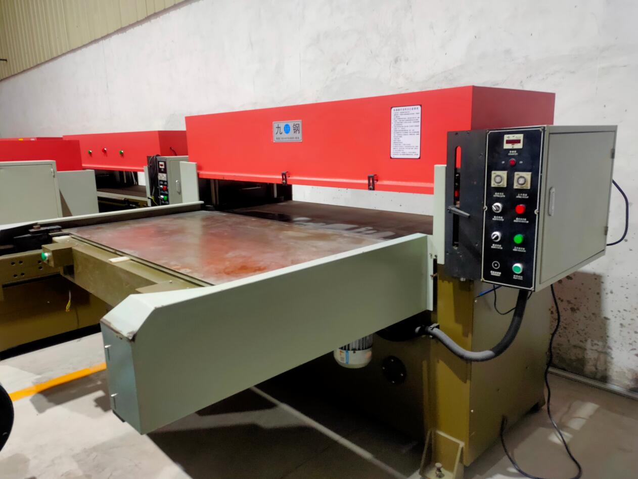 60T80T雙邊自動送料裁斷機